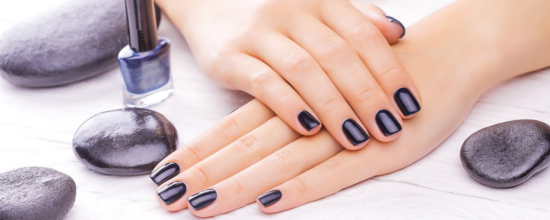 Atendemos manicure e pedicure sem hora marcada!